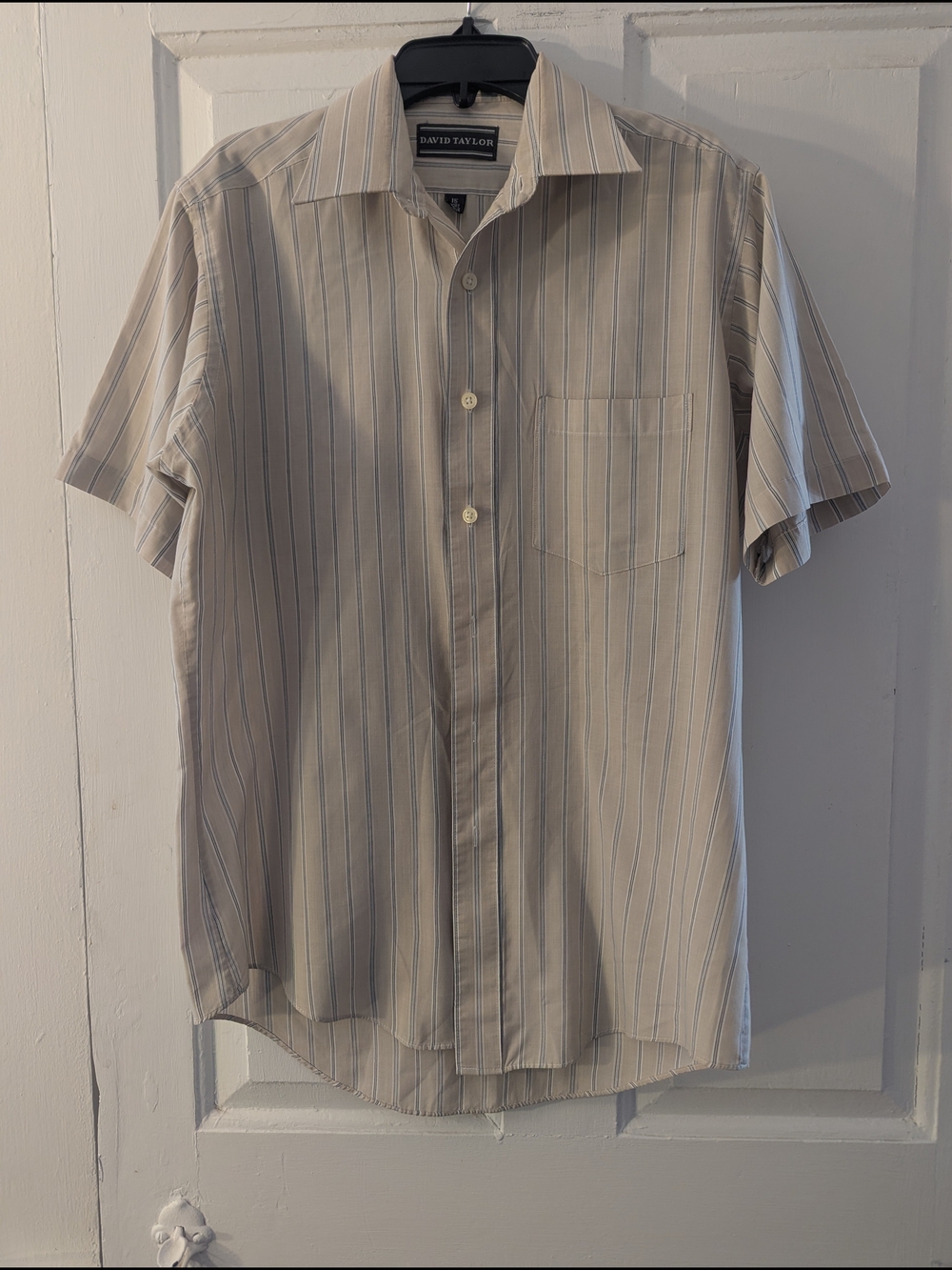 David Taylor Beige Short-Sleeve Stripe Button-Down Shirt with Blue Pinstripes